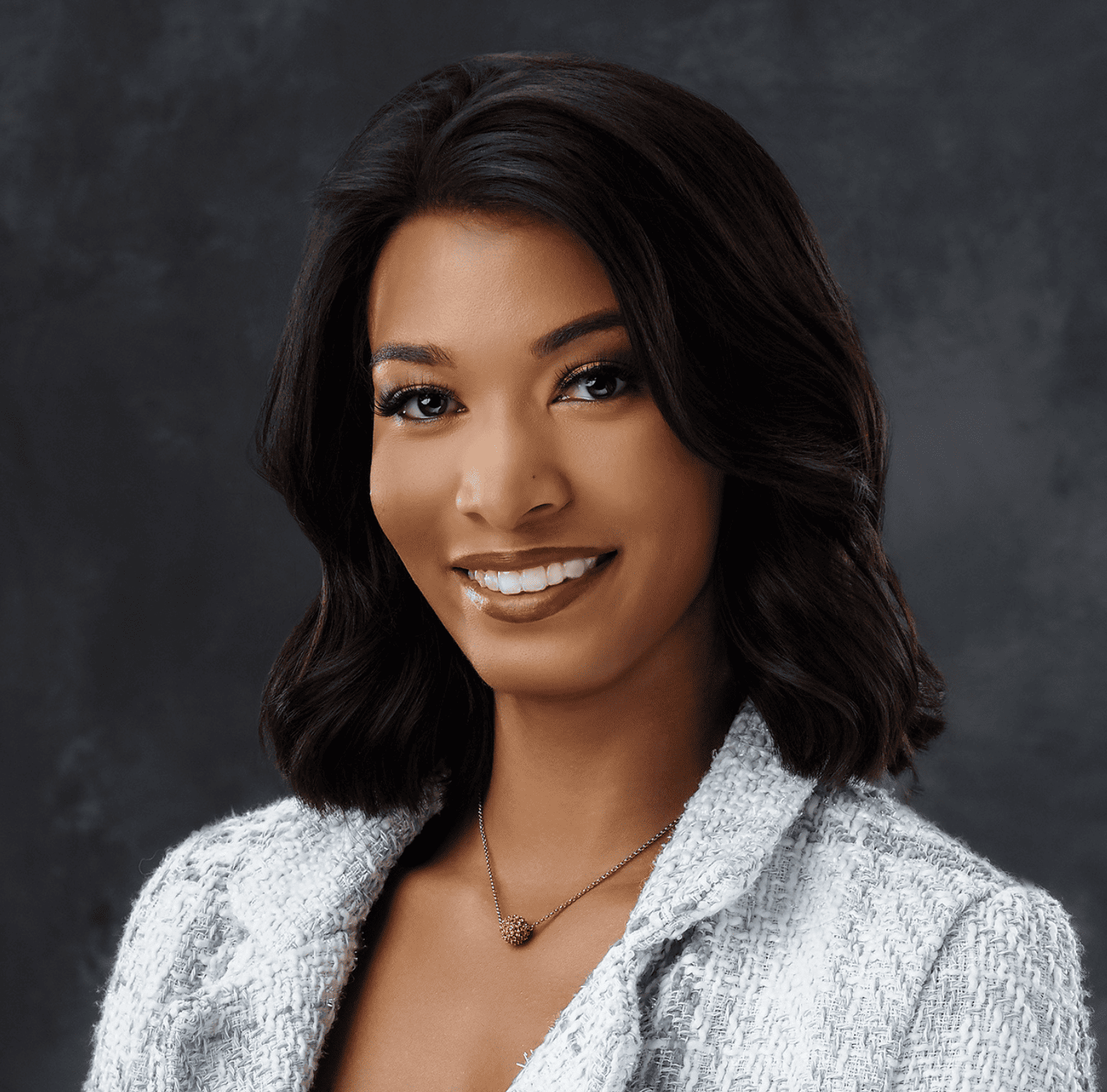 Monet – Local Property Expert Specializing in Las Vegas and Henderson Homes